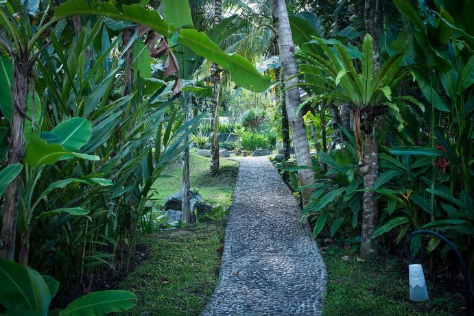 Bali-jungle-river-side-wedding-venue-Bali-Moon-Wedding