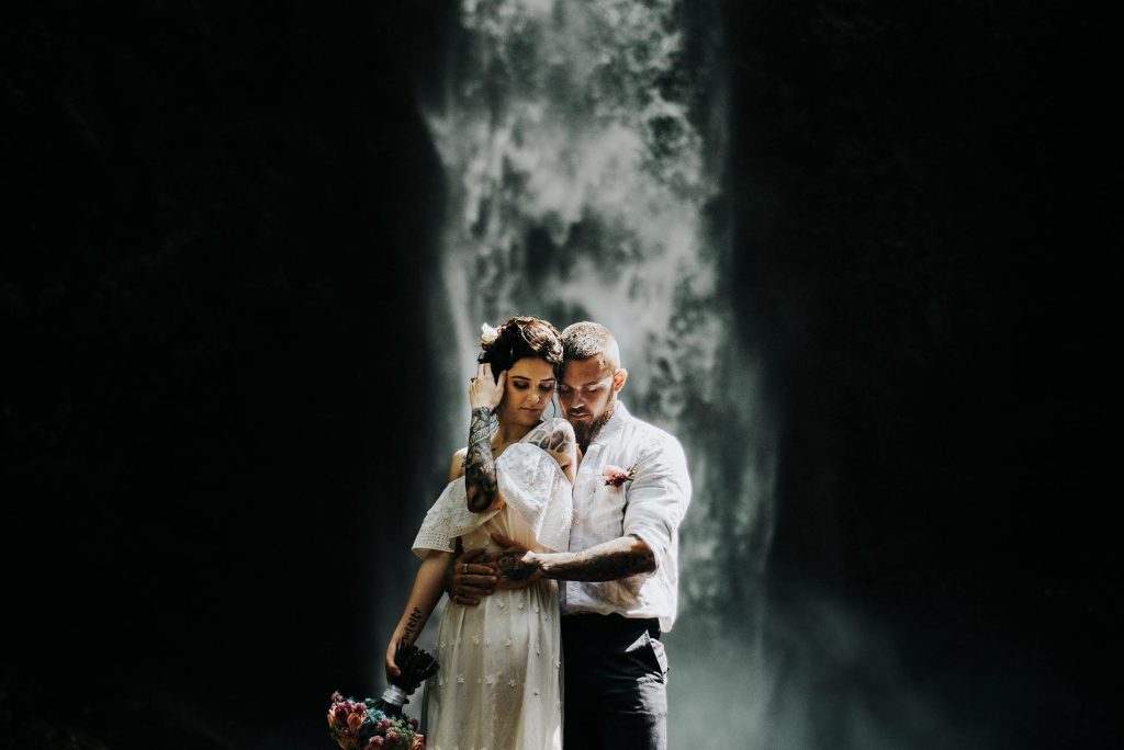 Waterfall intimate wedding by Bali Moon Wedding (4)