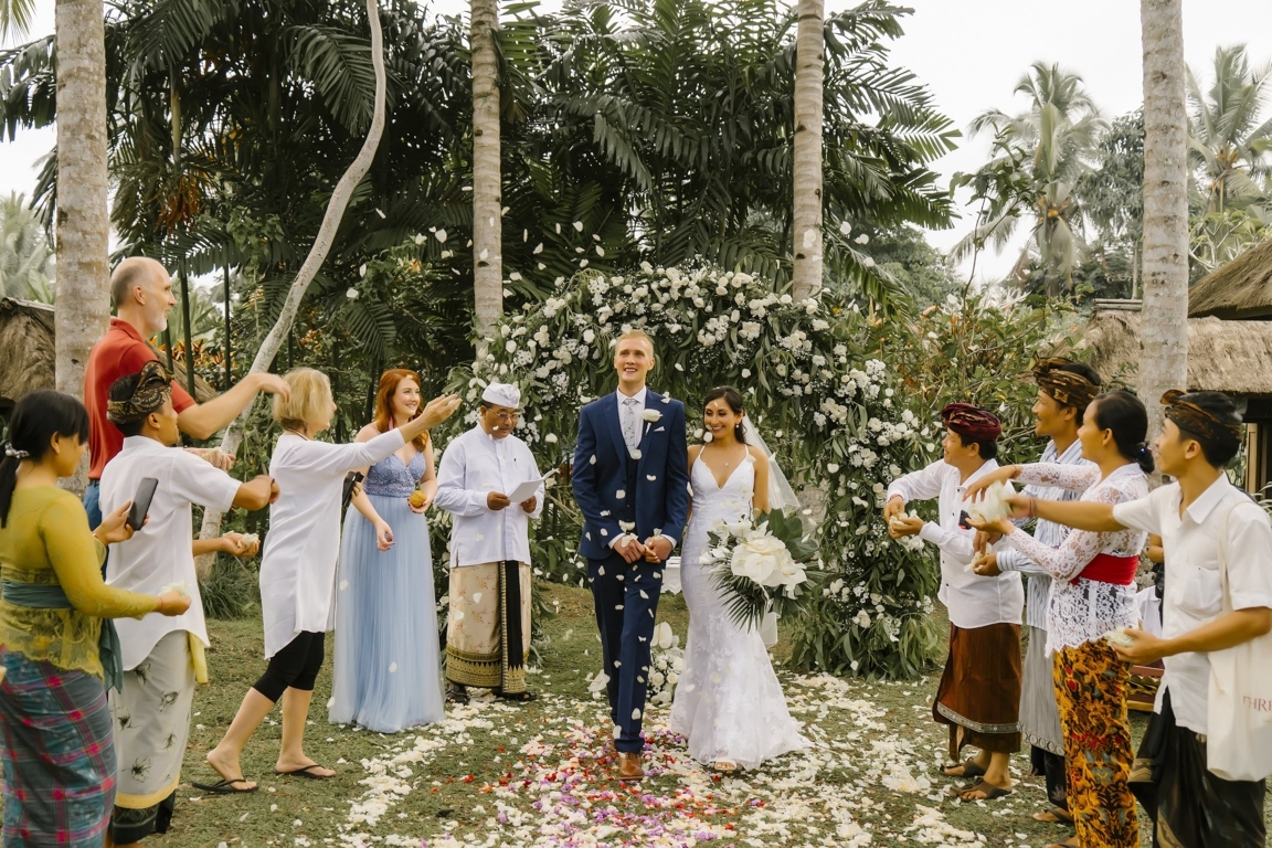 Jonathan-Rebekah-Bali-Moon-Wedding-Reviews